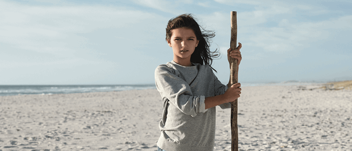 Meisje op strand