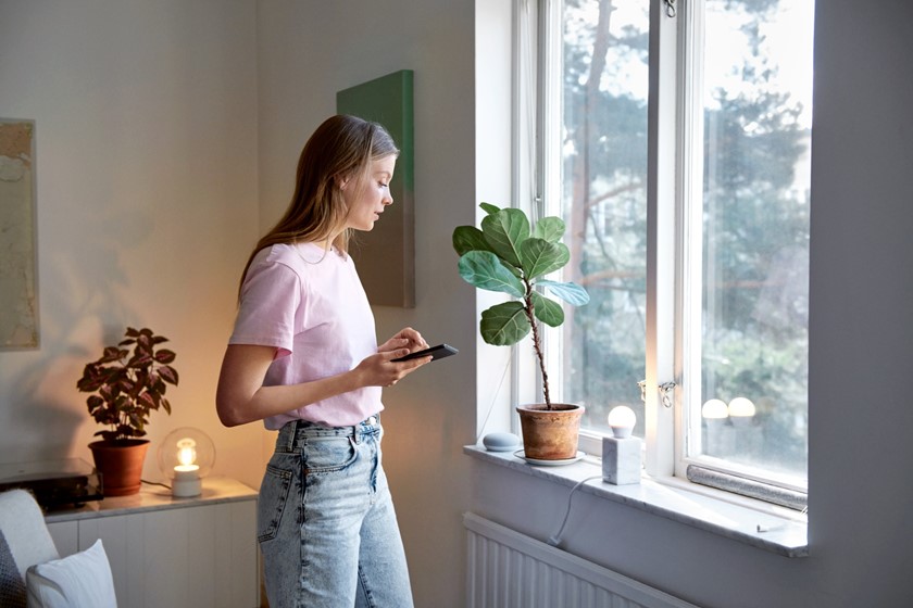 Vrouw met headset | Vattenfall