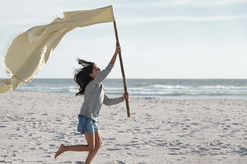 Meisje op strand